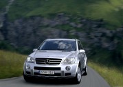 Mercedes-Benz ML 63 AMG Mercedes-Benz ML 63 AMG